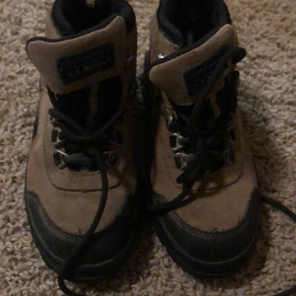 Kids shoes- New